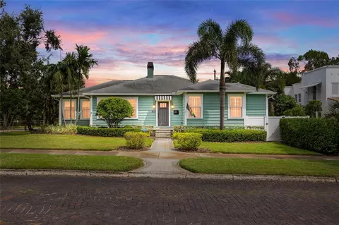 105 25th Ave NE, Saint Petersburg, FL 33704