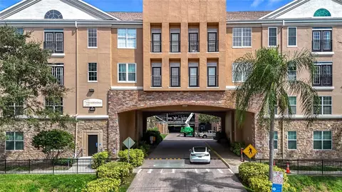 4221 W Spruce St #1319, Tampa, FL 33607