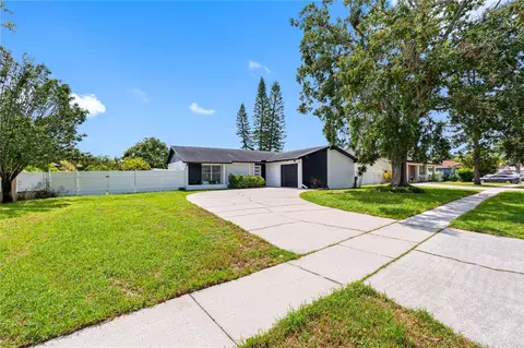 6414 Crystal Brook Dr, Tampa, FL 33625
