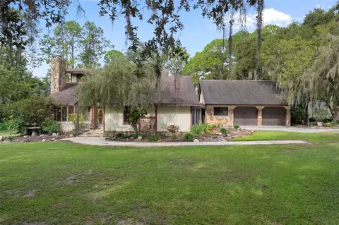 8605 Fussell Dr, Wesley Chapel, FL 33545