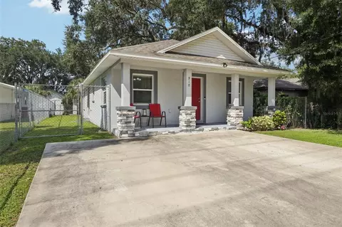 910 E Alabama St, Plant City, FL 33563