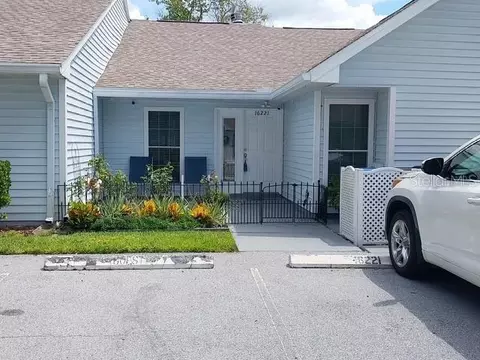 16221 Rambling Vine Dr W, Tampa, FL 33624