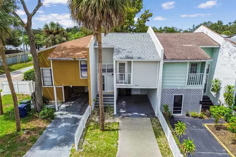 5017 Terrace Village Ln, Tampa, FL 33617