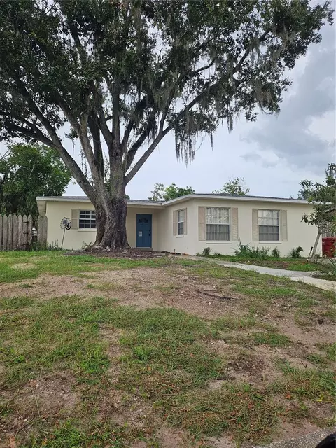 412 Bonnie Dr, Plant City, FL 33563