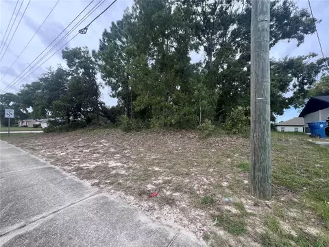 2469 Mariner Blvd, Spring Hill, FL 34609