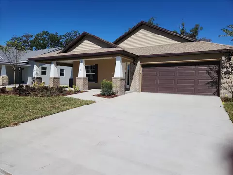 418 Shannon Estates Ct, Plant City, FL 33563