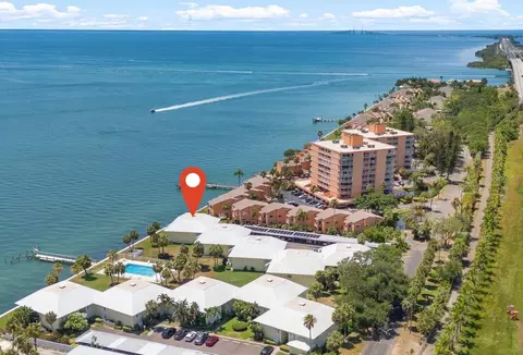 7310 Sunshine Skyway Ln S #219, Saint Petersburg, FL 33711