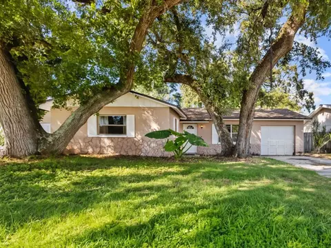 1574 Huntington Ln, Clearwater, FL 33755