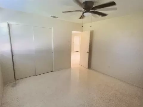 Bedroom - 1334 Sunset Dr, Sebring, FL 33870 photo 3 of 6