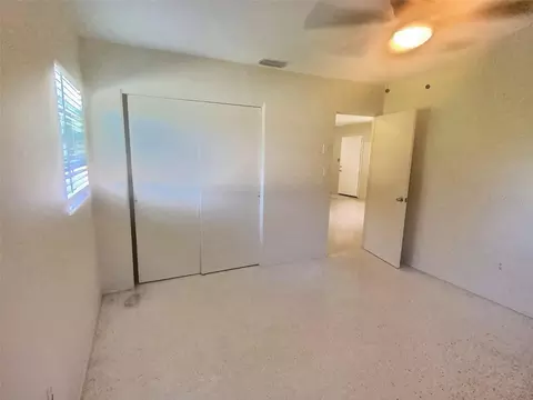 Bedroom - 1334 Sunset Dr, Sebring, FL 33870 photo 5 of 6