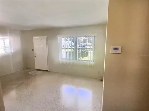 Living - 1334 Sunset Dr, Sebring, FL 33870 photo 9 of 11
