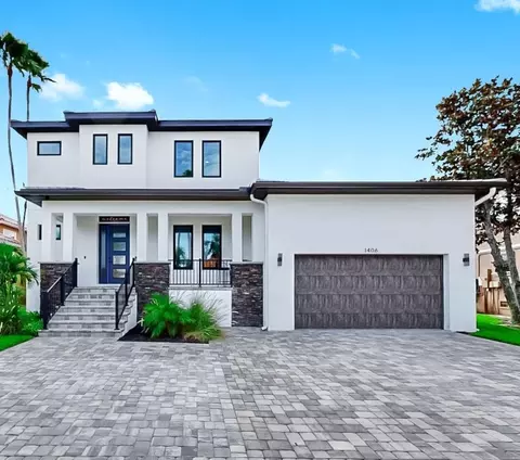 1406 Alhambra Dr, Apollo Beach, FL 33572