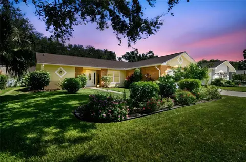 2834 Thistle Ct E, Palm Harbor, FL 34684