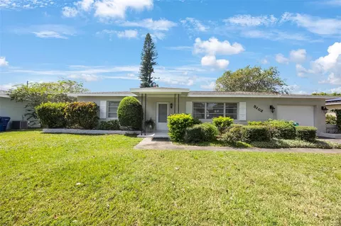 5102 Lake Charles Dr N, Kenneth City, FL 33709