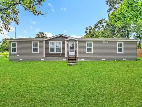 6349 Orris St, Zephyrhills, FL 33542
