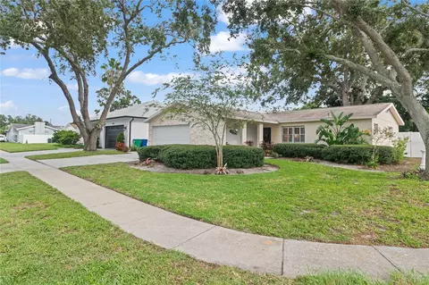 11994 104th Ct, Seminole, FL 33778