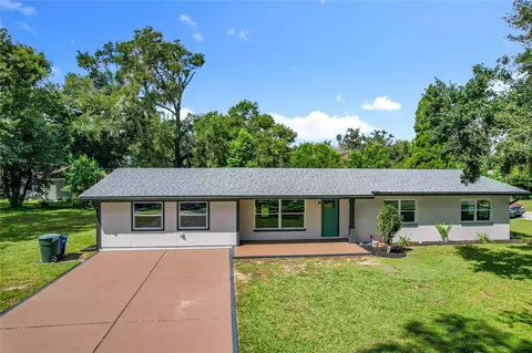 215 Edgewood Dr, Bartow, FL 33830