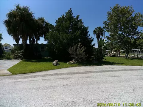 6724 Curlew Ln, Hudson, FL 34667