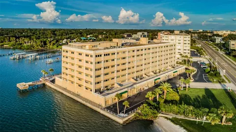 100 Bluff View Dr #505C, Belleair Bluffs, FL 33770