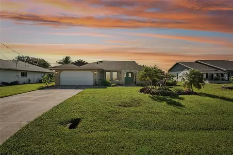 13 Bunker Ln, Rotonda West, FL 33947