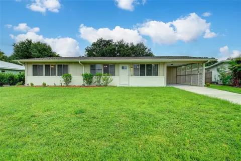 1532 Pulaski St, Port Charlotte, FL 33952