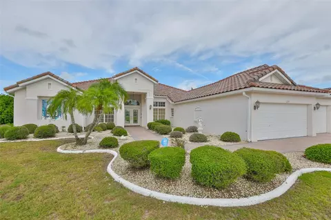2115 Platinum Dr, Sun City Center, FL 33573