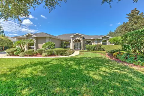 5203 Culasaja Cir, Valrico, FL 33596