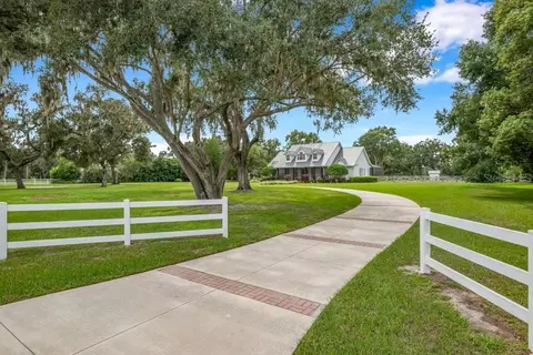 10101 Bryant Rd, Lithia, FL 33547