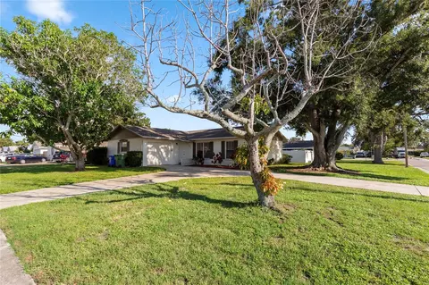 2813 20th Ave W, Bradenton, FL 34205
