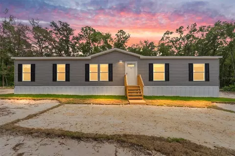 664 Boundary St, Bronson, FL 32621