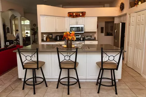 Kitchen - 5260 Hammock Cir, Saint Cloud, FL 34771 photo 1 of 4