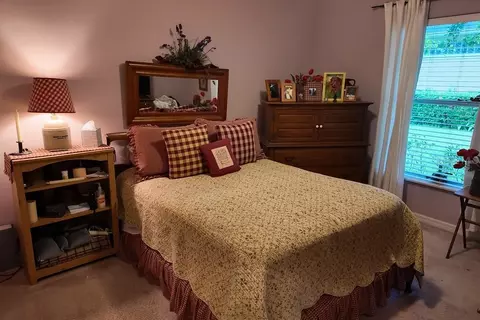 Bedroom - 5260 Hammock Cir, Saint Cloud, FL 34771 photo 2 of 3