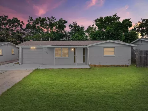 7405 Country Club Dr, Hudson, FL 34667