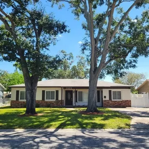 7809 Lakeside Blvd, Tampa, FL 33614