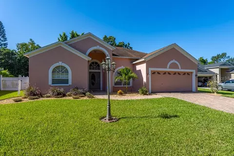 828 Innergary Pl, Valrico, FL 33594