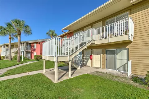 308 Lake Parsons Grn #106, Brandon, FL 33511