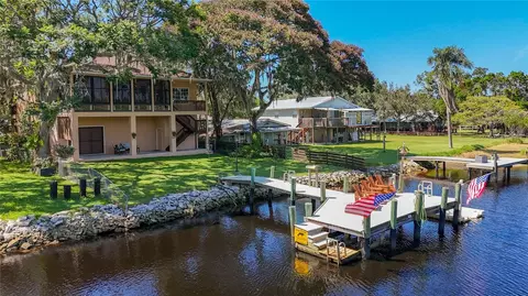 1526 Flotilla Dr, Holiday, FL 34690