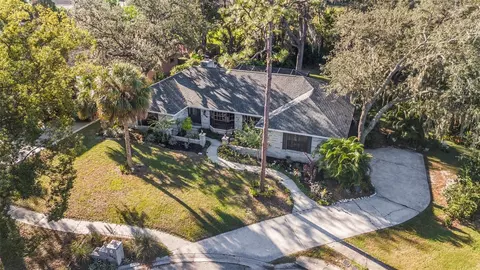 206 Wild Oak Dr, Brandon, FL 33511