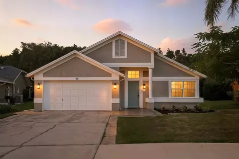 921 Linn Harbor Ct, Tarpon Springs, FL 34689