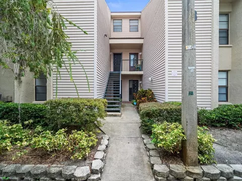 7877 Niagara Ave #1802, Tampa, FL 33617