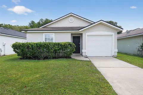 1823 Pineta Cove Dr, Middleburg, FL 32068