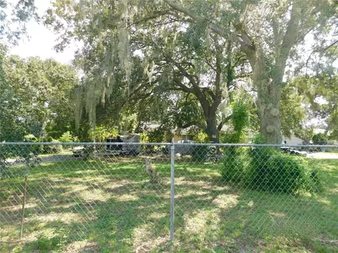 915 E Clay Ave, Brandon, FL 33510