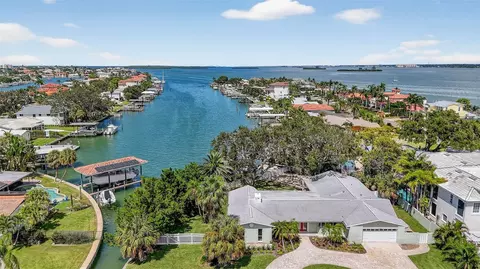 514 Windward Psge, Clearwater Beach, FL 33767