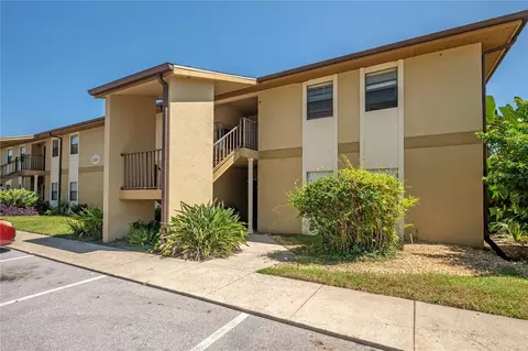 12261 Sailwinds Dr #103, Largo, FL 33773