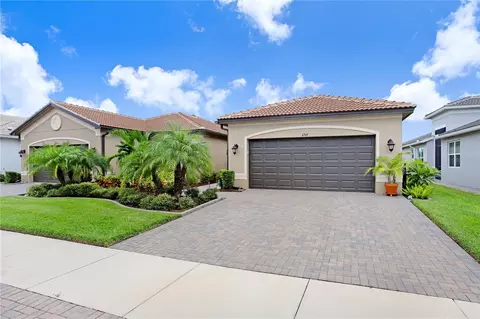 4749 Avila Lakes Dr, Wimauma, FL 33598