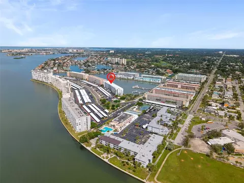 5925 Shore Blvd S #608, Gulfport, FL 33707