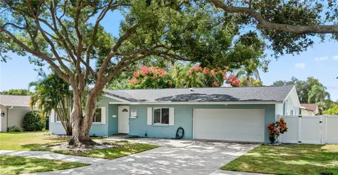 1852 Albright Dr, Clearwater, FL 33765