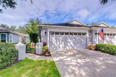 5909 Sandhill Ridge Dr, Lithia, FL 33547