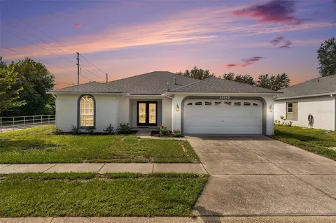 24942 Laurel Ridge Dr, Lutz, FL 33559