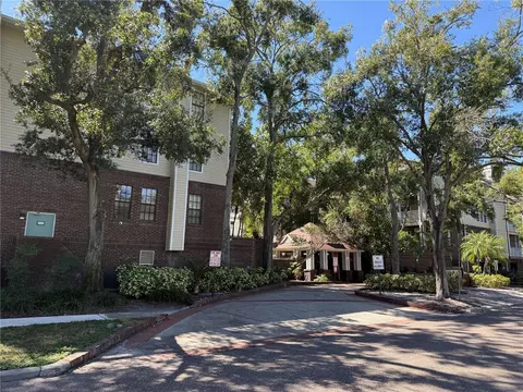 1000 W Horatio St #215, Tampa, FL 33606